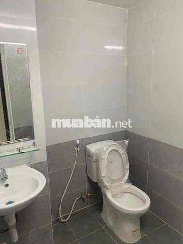 Còn 1 Phòng Đầy Đủ Nội Thất - 30M2 - Cửa Sổ Trời ngay Cvpm Quang Trung