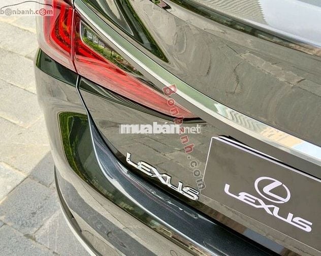 Lexus ES 300h 2023