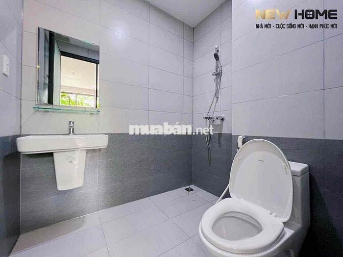 NGAY CHÂN CẦU KIỆU SÁT Q3, 2PN, BAN CÔNG RỘNG, CÓ THANG MÁY, PHÚ NHUẬN