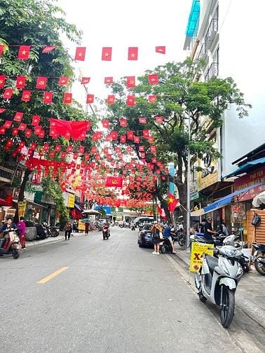 Bán Nhà Phân Lô Xã Đàn-Hồ Nam Đồng Dtxd58m2 Mt 7mx6T oto 18 tỷ.