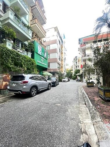 Bán Nhà Phân Lô Xã Đàn-Hồ Nam Đồng Dtxd58m2 Mt 7mx6T oto 18 tỷ.