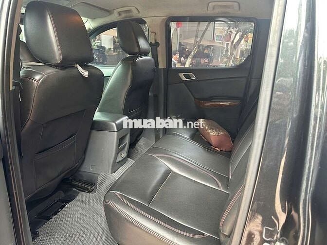 Mazda BT50 2013 tự động 2 cầu