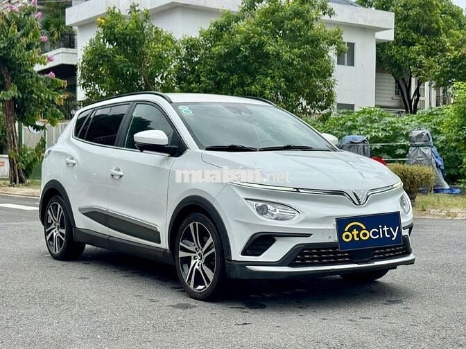 VinFast VFe34 2022 - Màu trắng - 3v5km - Mua pin
