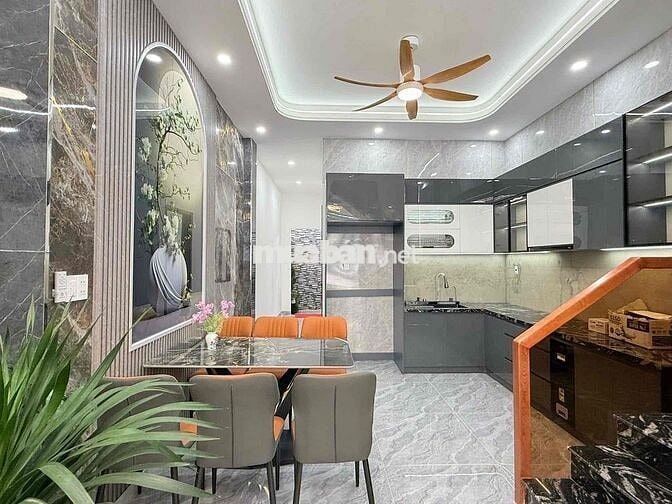 Nhanh tay sở hữu nhà mặt tiền giá rẻ tại Thuận An, giá 900trieu/80m2.