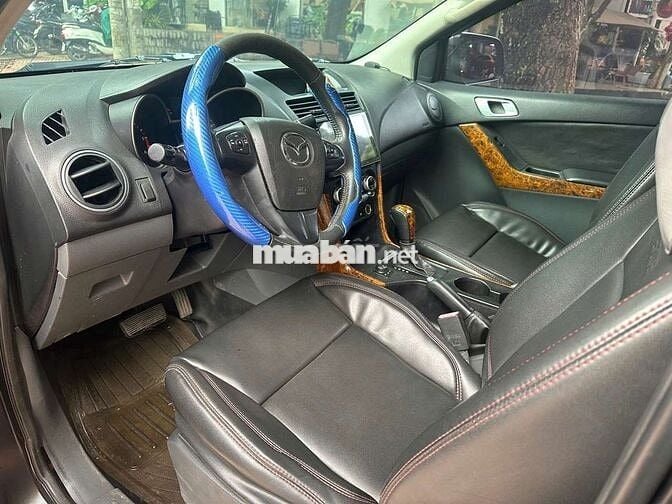 Mazda BT50 2013 tự động 2 cầu