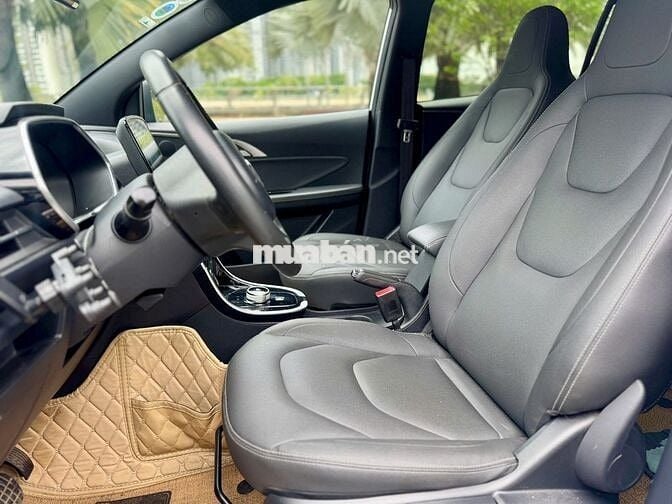 VinFast VFe34 2022 - Màu trắng - 3v5km - Mua pin