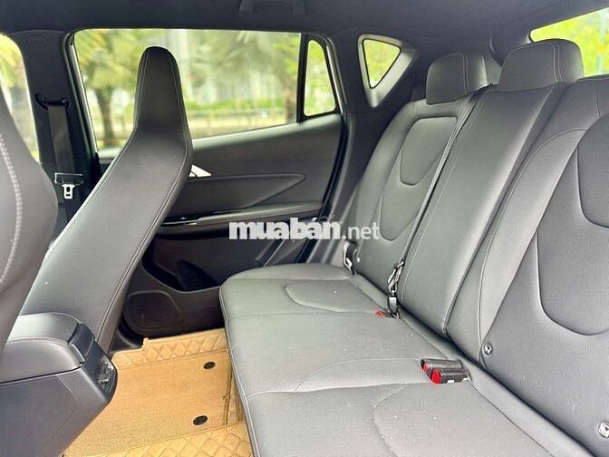 VinFast VFe34 2022 - Màu trắng - 3v5km - Mua pin