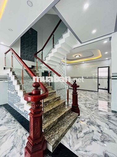 CHO THUÊ NHÀ TRỆT 3 LẦU KDC HỒNG LOAN MỚI ĐẸP