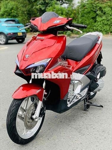 Honda Airblade 2017 xe lột keo máy móc zin êm ru