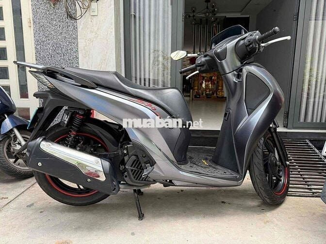 cần bán xe sh 150c