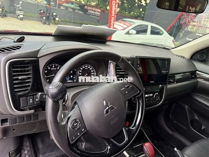 Mitsubishi Outlander 2019 2.0 Premium - 98800 km