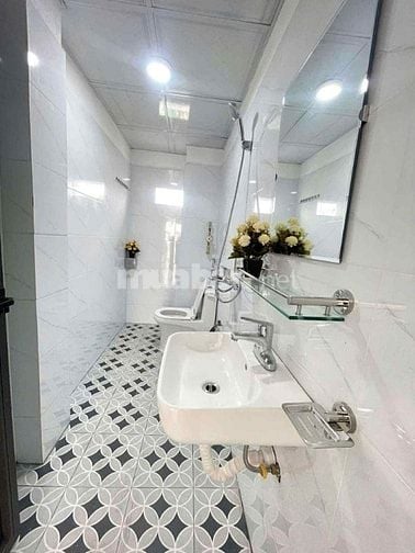 Mình nhượng phòng ở Mễ Trì  Pass gấp trong tháng 