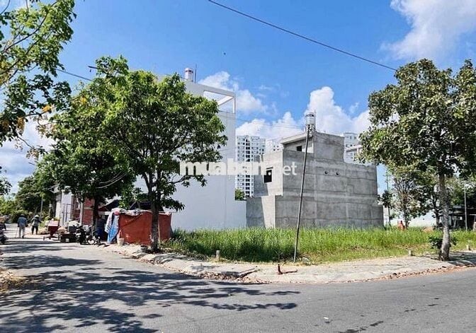 Bán đất xoay vốn k.doanh gần chợ Hưng Long An phú tây,B.Chanh 100m