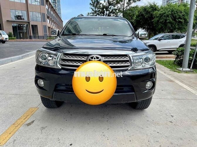 Toyota Fortuner 2010