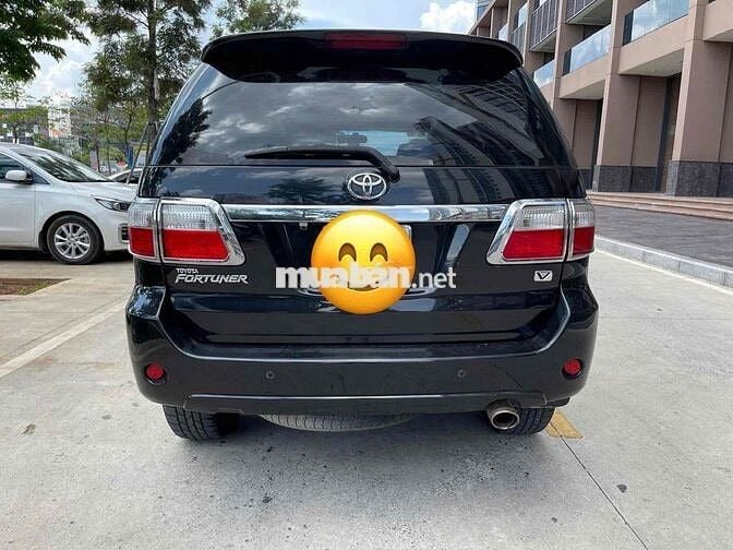 Toyota Fortuner 2010