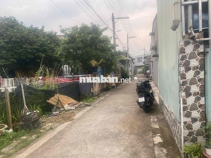 Giảm giá mạnh 500tr để bán nhanh lô đất ngay trung tâm khu dân cư