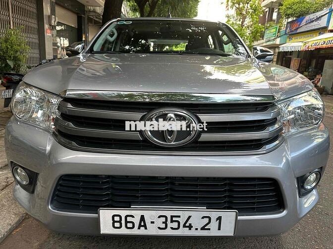 TOYOTA HILUX E 2.4L 4x2 MT NHẬP THÁI