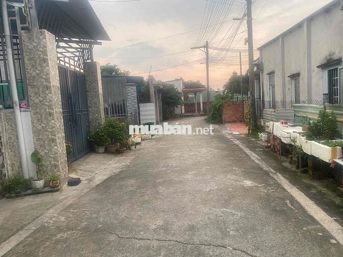 Giảm giá mạnh 500tr để bán nhanh lô đất ngay trung tâm khu dân cư