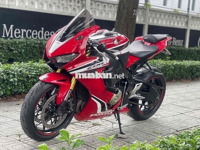 Honda CBR1000RR Fireblade 2019