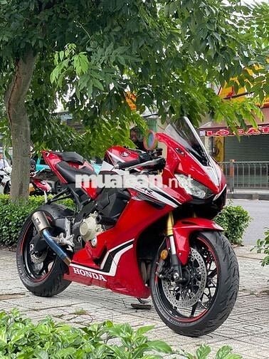Honda CBR1000RR Fireblade 2019