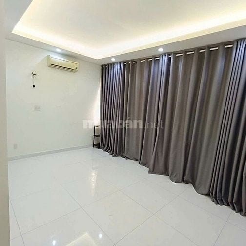 Cho Thuê Tòa Nhà Nguyên Căn 11 Núi Thành Phường 13 Tân Bình. Giá 55Tr