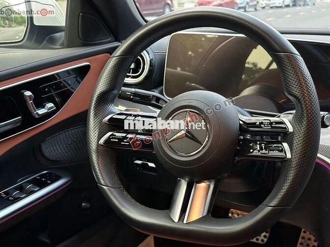 Mercedes-Benz C300 AMG CBU – Nhập khẩu Đức