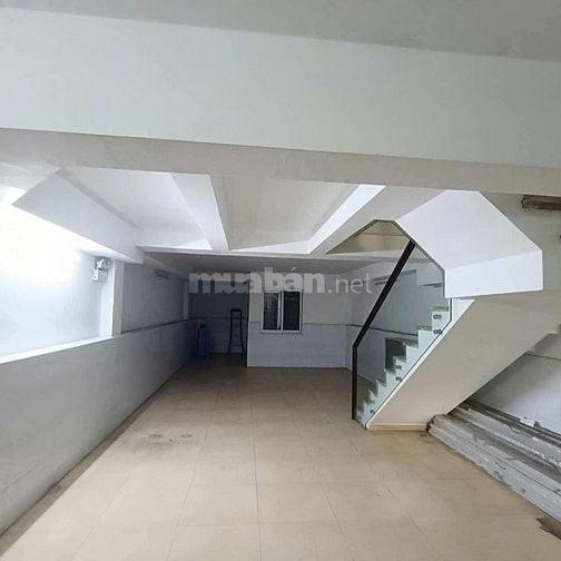 Cho Thuê Tòa Nhà Nguyên Căn 11 Núi Thành Phường 13 Tân Bình. Giá 55Tr