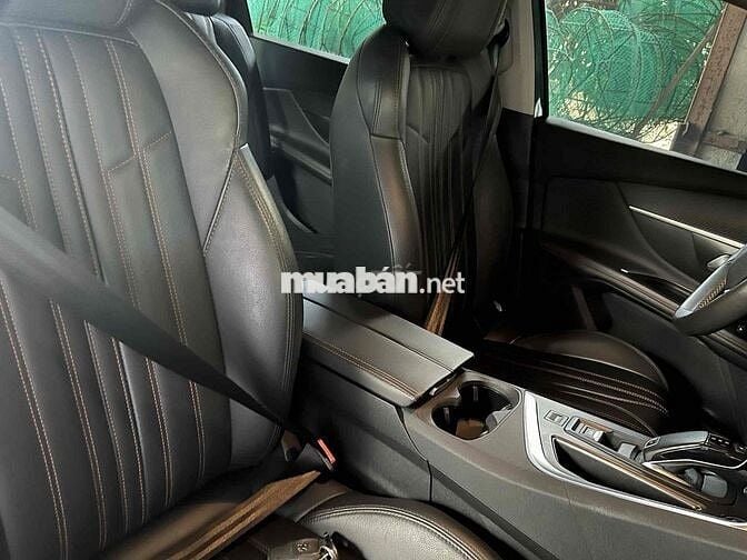 Peugeot 5008 2020 Allure 1.6 AT - 5600 km