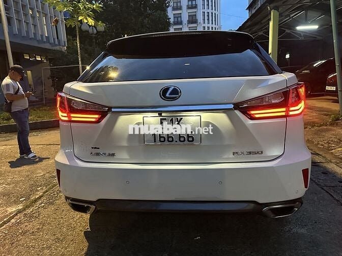 Lexus RX 350 sx năm 2018 mới lắn bánh 55.000km