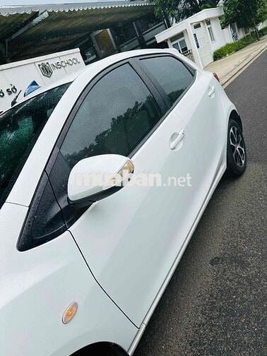 Mazda 2 2014 1.5 AT - 120000 km