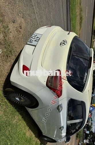 Hyundai i10 Grand 1.0 MT Base 2015 -