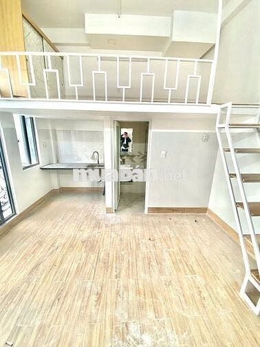 BÁN NHÀ CHDV 27PN- 27WC-132M2- 5 LẦU HẺM XE VF3- HDT 80TR/1THANG 15ty