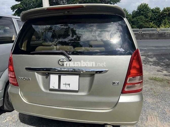 Toyota Innova 2007 G - 99999 km