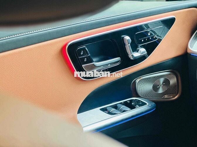 💯 Mercedes Benz GLC300 4Matic 2024 - 17000 km