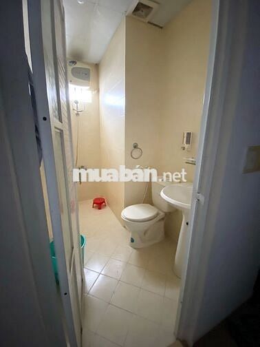 2 PHÒNG TRỌ BAN CÔNG 55m2 Tầng 1 quận Bình Thạnh