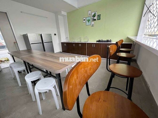✨KTX RỘNG RÃI ĐẦY ĐỦ TIỆN ÍCH MỖI PHÒNG Ở 6 BẠN 6 XE ĐI BỘ QUA VLU CS3