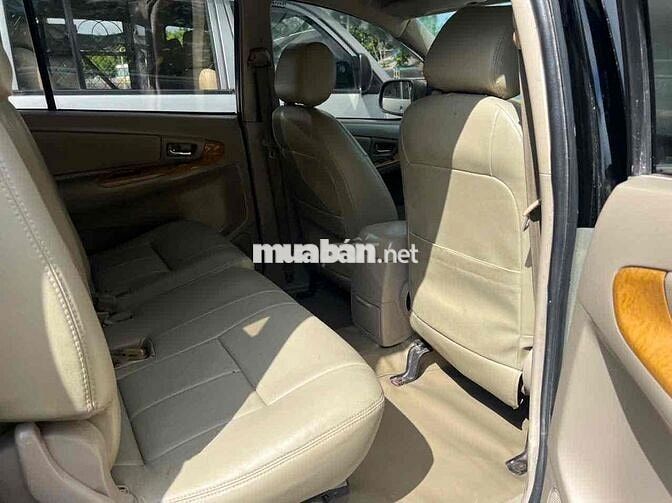 Toyota Innova 2007 G - 99999 km