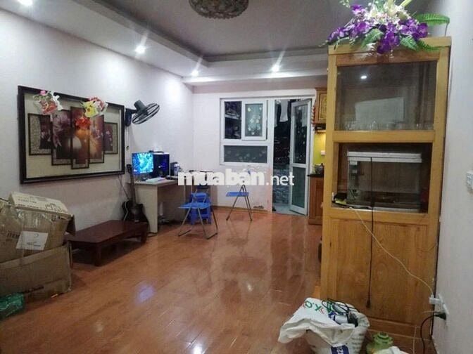 Cho thuê Căn 3 ngủ 2 vệ sinh giá 10tr tại  hh04A  tòa linh đàm