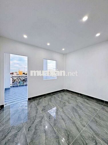 Nhà Đẹp 3 Lầu Mặt Tiền Nguyễn Văn Trỗi Trung Tâm Tp Cần Thơ