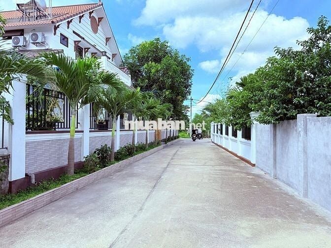 Bán đất nền Lộc Khương mặt tiền đường nhựa 5m Hòa Tiến giá 890tr / lô