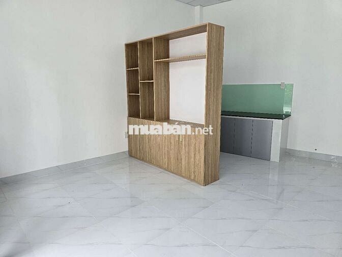 Chỉ 1,6 tỷ sở hữu Nhà mới xây dựng 2PN đường nhựa Kdc Tân Hòa