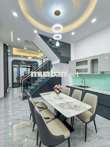 Nhà Trệt Lầu Mới Đẹp Hẻm 311 Nguyễn Văn Cừ