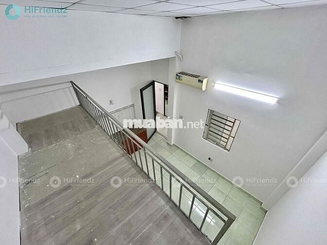 PHÒNG DUPLEX 2 KHÔNG GIAN NGỦ - Ở 3-4 NGƯỜI - GẦN SÂN BAY