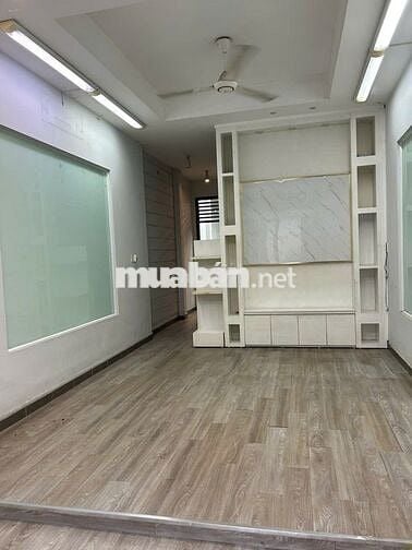 Cho thuê nhà hẻm xe tải 1/ Phan Văn Trị - P5 - gần Emart - TP HCM.