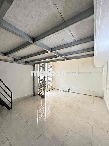 Căn nhà thuê Bùi Thị Xuân gần Km3, công viên