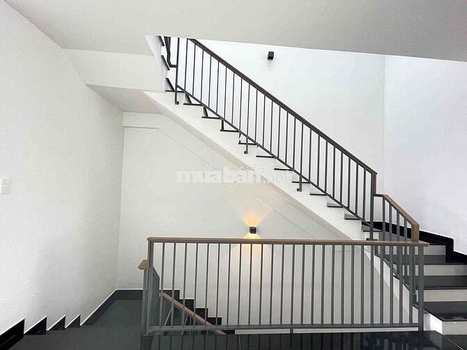Cho thuê nhà KĐT Thành Phố Cà Phê mặt tiền Nguyễn Đình Chiểu