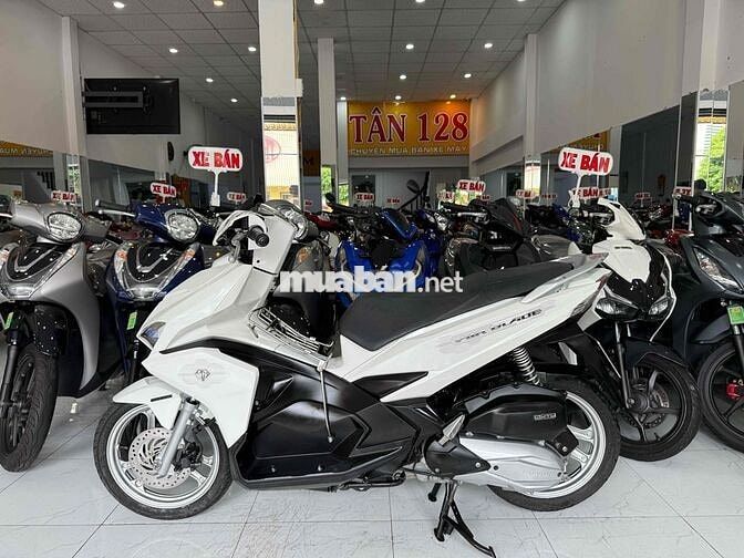 AIR BLADE 2017. Xe Zin - Máy Zin Êm - Giấy RG