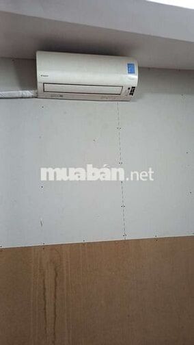 Cho thuê Tầng 1 + mặt bằng sân.