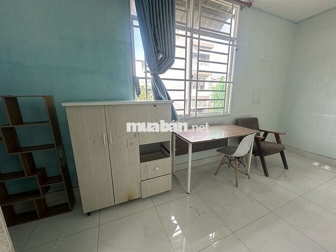 Nhà Phố Cho Thuê Ở 4-5 người , hoặc làm văn phòng  cty …