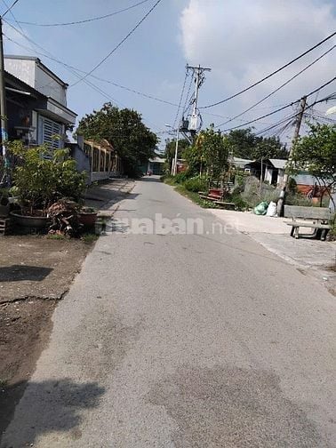 Hạ giá 300 triệu-Kẹt tiền Bán gấp nhà mặt tiền-Nở hậu 5m-gần Bến Than